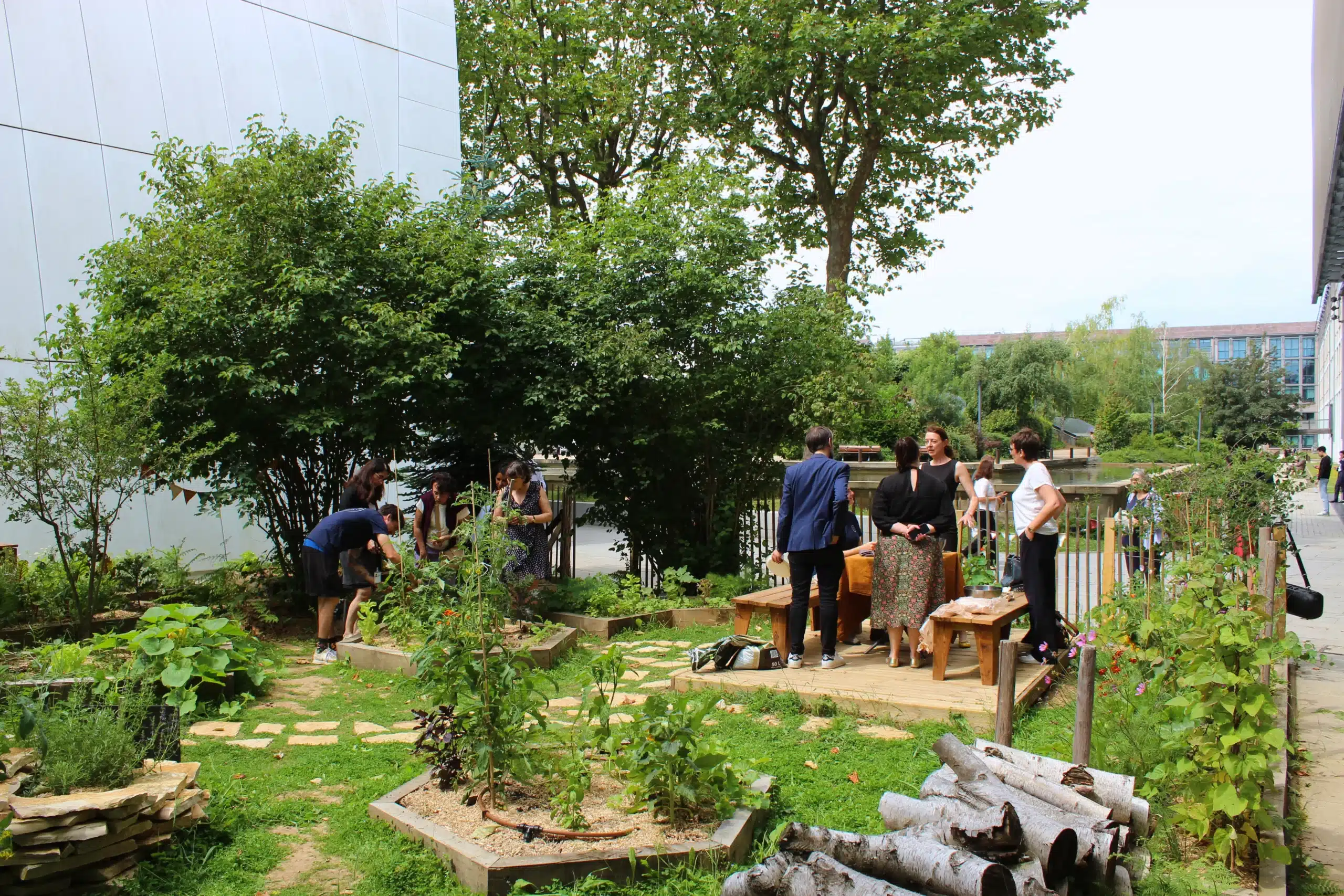 07 24 Garden Party Credit Agricole 2 scaled
