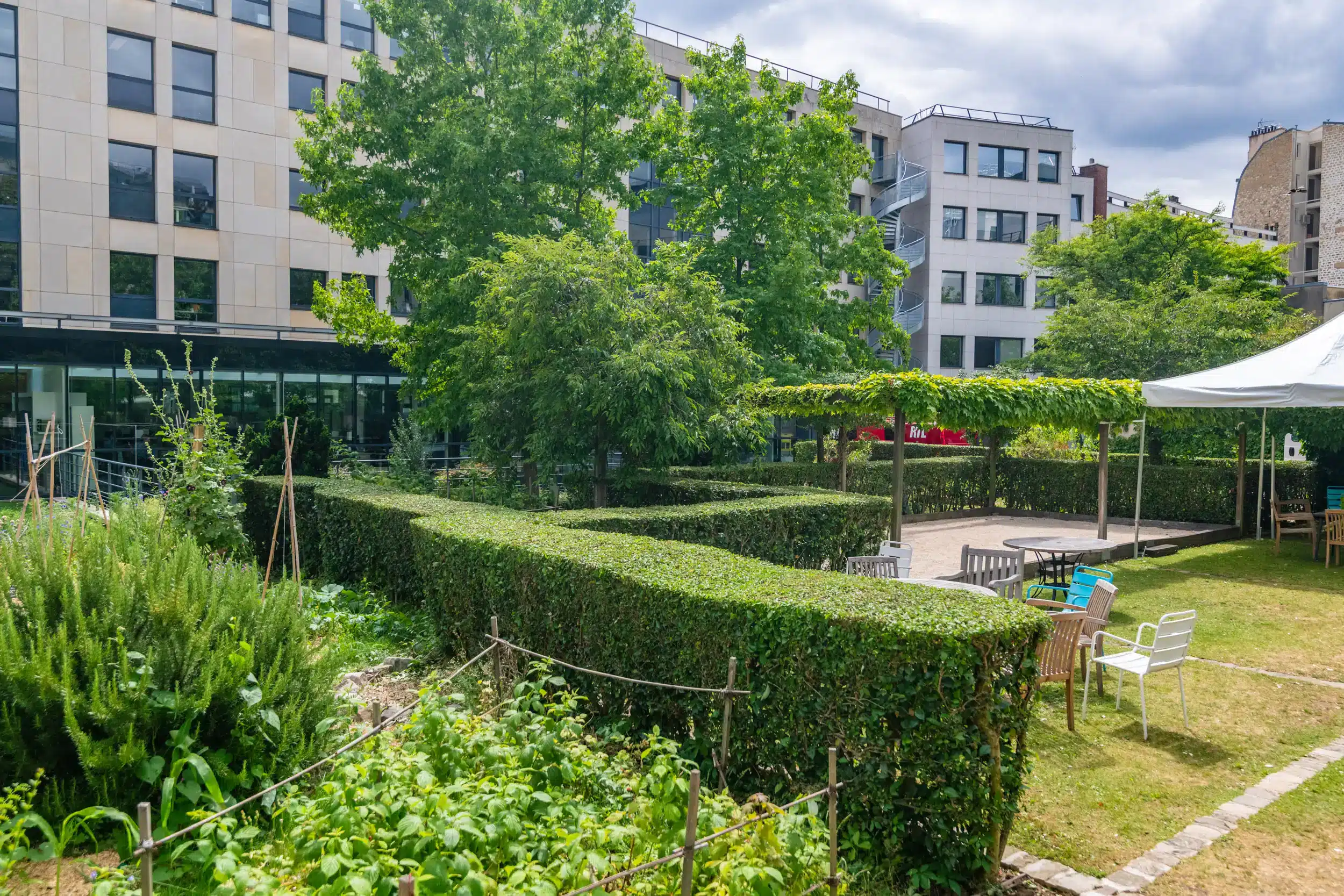 Espaces verts de M6 gérés par Ciel mon radis